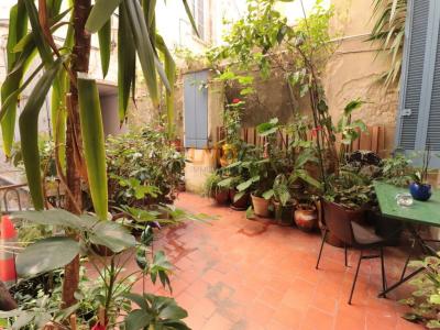 Acheter Appartement 86 m2 Nimes