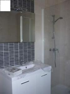 For rent Villenave-d'ornon 4 rooms 90 m2 Gironde (33140) photo 2