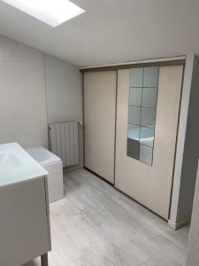 For rent Coutras 2 rooms 40 m2 Gironde (33230) photo 2