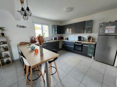 Acheter Maison 117 m2 Dange-saint-romain