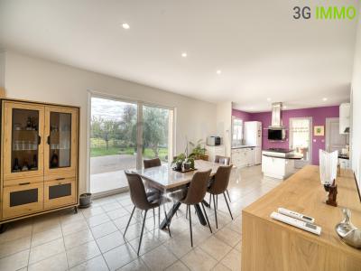 Acheter Maison 143 m2 Camaret-sur-aigues