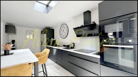 For sale Millau 7 rooms 149 m2 Aveyron (12100) photo 2