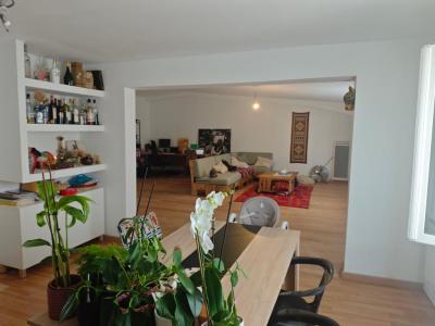 Louer Local commercial Grenade 19368 euros