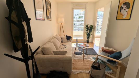 For rent Courbevoie 5 rooms 17 m2 Hauts de Seine (92400) photo 3