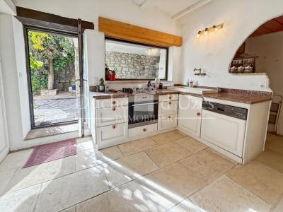 For sale Aramon 6 rooms 160 m2 Gard (30390) photo 2