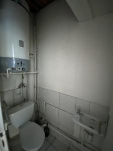 Louer Local commercial Paris-17eme-arrondissement 19248 euros