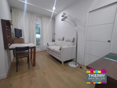 For sale Nantes 3 rooms 41 m2 Loire atlantique (44000) photo 1