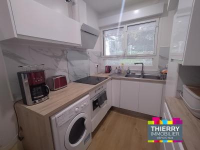 For sale Nantes 3 rooms 41 m2 Loire atlantique (44000) photo 2