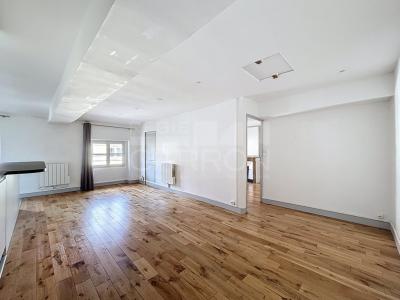 For rent Lyon-6eme-arrondissement 2 rooms 57 m2 Rhone (69006) photo 3