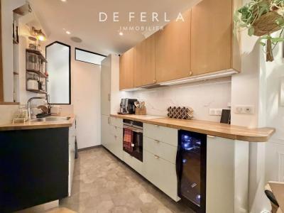 For sale Paris-18eme-arrondissement 3 rooms 54 m2 Paris (75018) photo 2