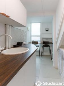 Annonce Location 2 pices Appartement Paris-15eme-arrondissement 75