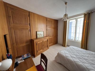 For sale CENTRE VILLE   COMMERCES 7 rooms 134 m2 Cher (18200) photo 4