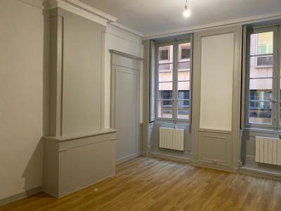 For rent Lyon-1er-arrondissement 1 room 40 m2 Rhone (69001) photo 1