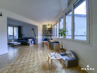 For rent Paris-20eme-arrondissement 3 rooms 76 m2 Paris (75020) photo 2