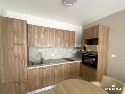 Louer Appartement 42 m2 Beaurecueil