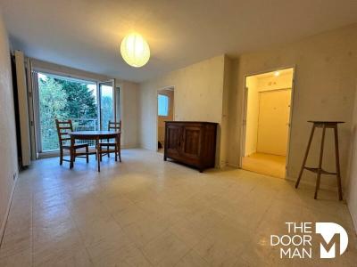 For sale Nantes 3 rooms 67 m2 Loire atlantique (44300) photo 2