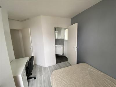 Louer Appartement Asnieres-sur-seine 822 euros