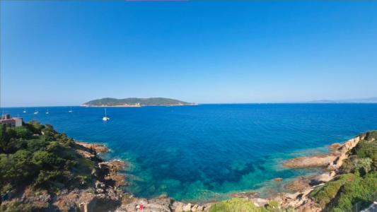 For sale Hyeres 11 rooms 371 m2 Var (83400) photo 1