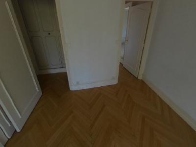 Louer Appartement Bron Rhone