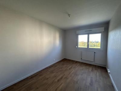 Louer Appartement Cheny 614 euros
