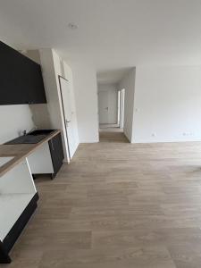 For rent Notre-dame-de-bondeville 3 rooms 66 m2 Seine maritime (76960) photo 4