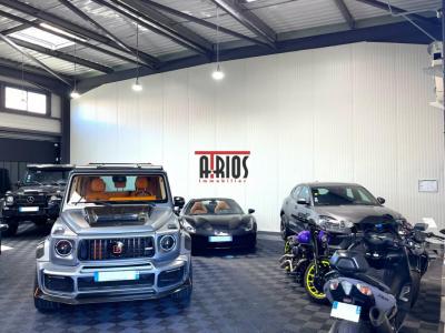 Louer Local commercial Hyeres 64800 euros