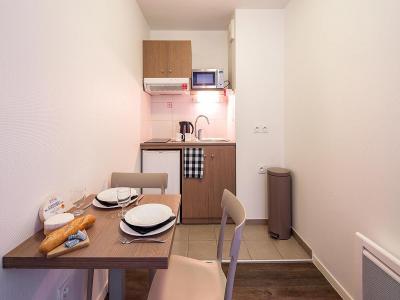 For sale Niort 1 room 29 m2 Deux sevres (79000) photo 3