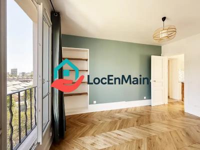 Louer Appartement 28 m2 Paris-18eme-arrondissement