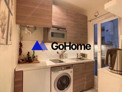 Louer Appartement 19 m2 Paris-18eme-arrondissement