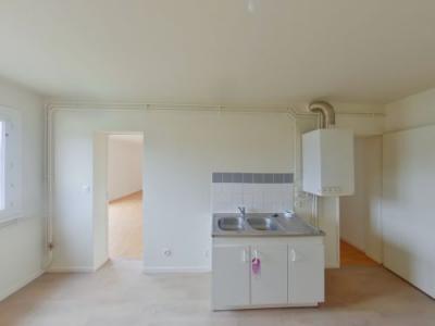 Louer Appartement Mehun-sur-yevre Cher