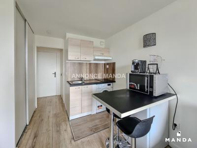 For rent Courbevoie 1 room 21 m2 Hauts de Seine (92400) photo 4