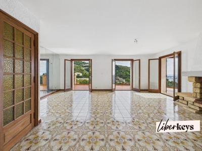 Acheter Appartement 118 m2 Eze