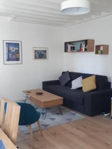 Annonce Location Appartement Paris-18eme-arrondissement 75