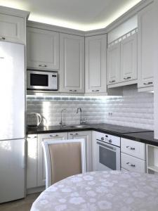 For rent Paris-18eme-arrondissement 1 room 27 m2 Paris (75018) photo 4