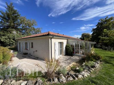 For sale Condom 5 rooms 114 m2 Gers (32100) photo 0