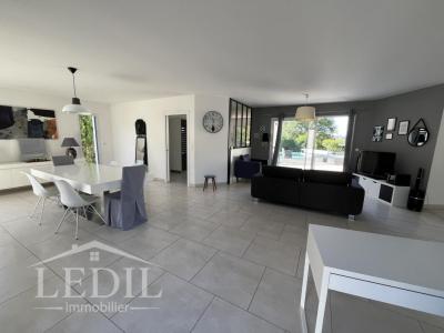 Acheter Maison 164 m2 Valence-sur-baise