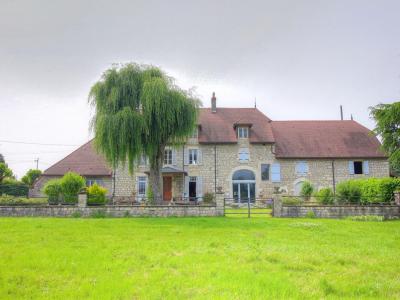 For sale Lons-le-saunier 11 rooms 350 m2 Jura (39000) photo 0