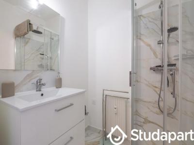 Louer Appartement Cannes 750 euros