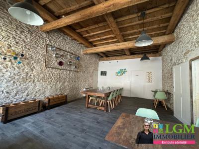 Acheter Commerce Nimes 220000 euros