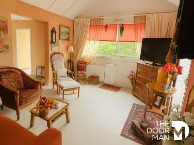 For sale Hillion 4 rooms 92 m2 Cotes d'armor (22120) photo 2