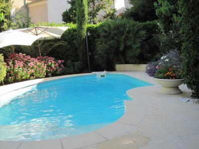 For sale Uzes 10 rooms 210 m2 Gard (30700) photo 1