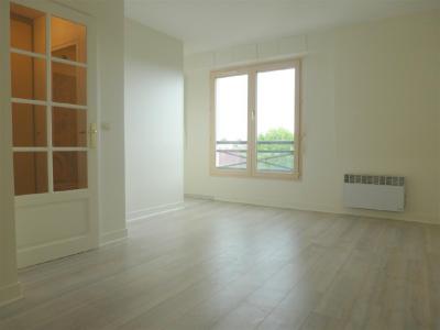 For rent Brunoy 1 room 25 m2 Essonne (91800) photo 2