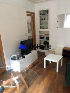For rent Paris-18eme-arrondissement 2 rooms 38 m2 Paris (75018) photo 2
