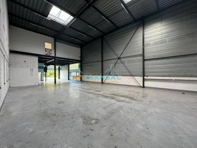 For rent Massy 820 m2 Essonne (91300) photo 1