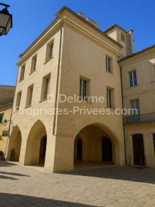 For sale Uzes 10 rooms 320 m2 Gard (30700) photo 1