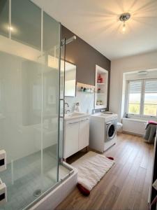 For sale Pre-en-pail 4 rooms 86 m2 Mayenne (53140) photo 4