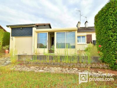 For sale Mehun-sur-yevre 5 rooms 96 m2 Cher (18500) photo 0