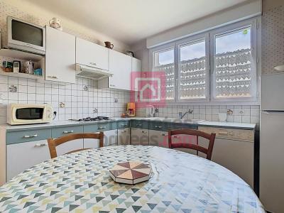 For sale Thure 4 rooms 75 m2 Vienne (86540) photo 2