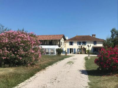 For sale Saint-arroman 22 rooms 460 m2 Gers (32300) photo 0