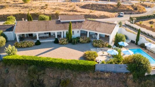 For sale Lezignan-corbieres 4 rooms 158 m2 Aude (11200) photo 0